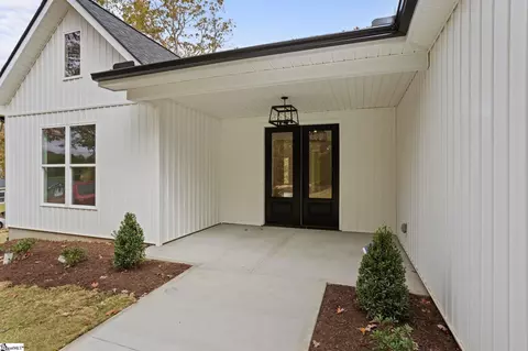 3878 Durham Rd, Greer, SC 29651 photo 4