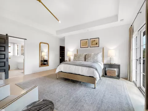 Bedroom - 231 S Lake Dr, Sunset, SC 29685 photo 4 of 10