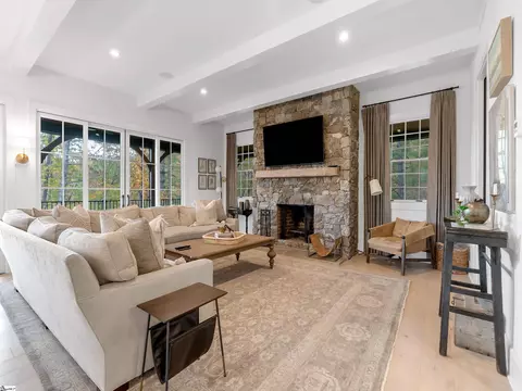 Living - 231 S Lake Dr, Sunset, SC 29685 photo 1 of 2