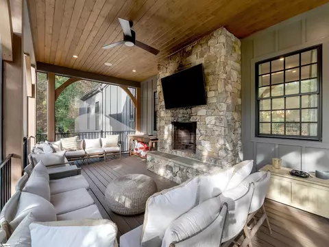 Exterior - 231 S Lake Dr, Sunset, SC 29685 photo 6 of 11