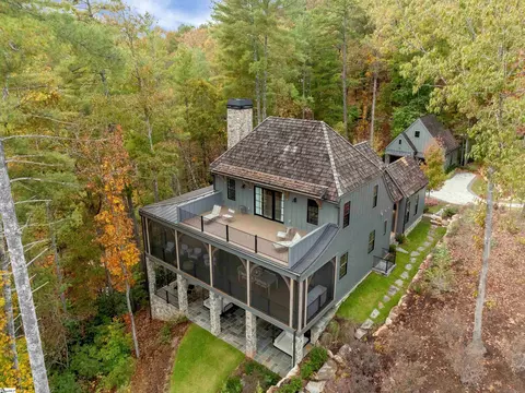 Exterior - 231 S Lake Dr, Sunset, SC 29685 photo 2 of 11