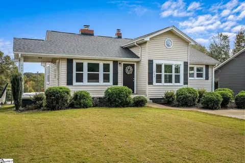 500 Ridgewood Dr, Greer, SC 29651