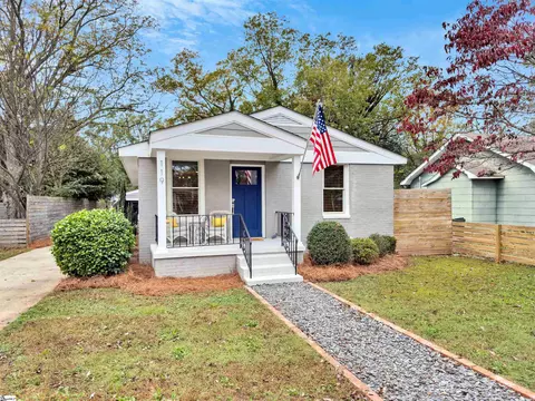 119 Ridgeway Dr, Greenville, SC 29607