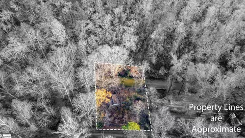 184 Laurel And Hardy Lake Rd, Marietta, SC 29661