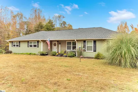 199 Anderson Dr, Roebuck, SC 29376
