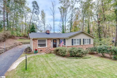 7 Yorkshire Dr, Greenville, SC 29615