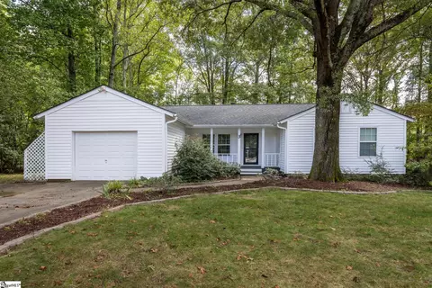3 Oak Glen Ct, Greenville, SC 29607