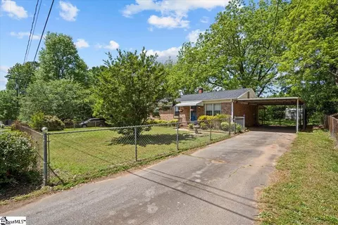 Exterior - 310 Skyline Rd, Greer, SC 29651 photo 5 of 5