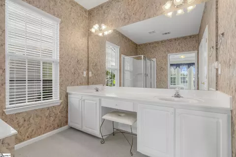 105 St James Place Dr, Greer, SC 29650 photo 15