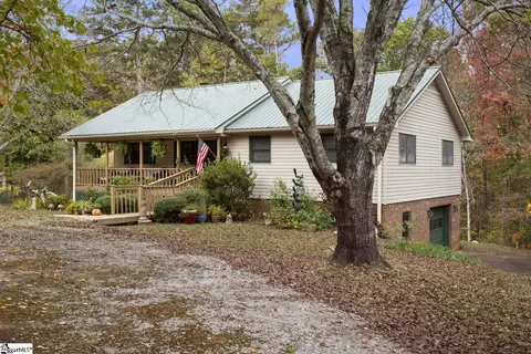 121 Covenant Way, Seneca, SC 29672