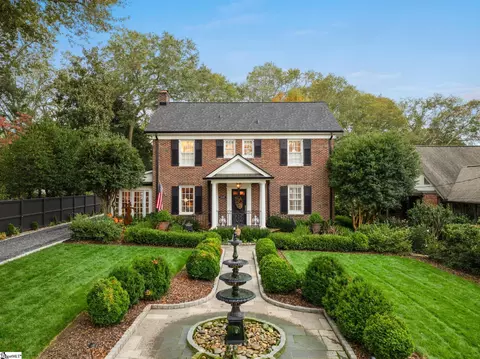 222 Cleveland St, Greenville, SC 29601