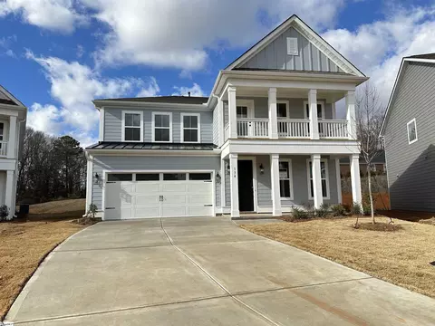 134 Bucklick Creek Ct, Simpsonville, SC 29680