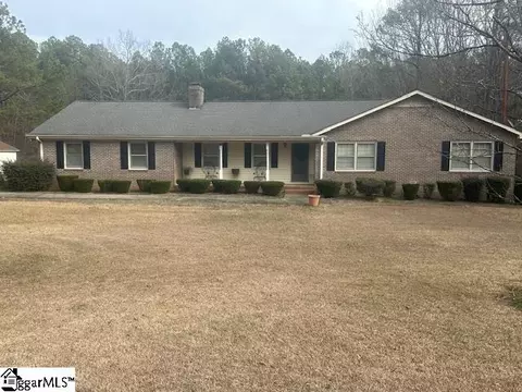 815 Mount Moriah Rd, Greenwood, SC 29646