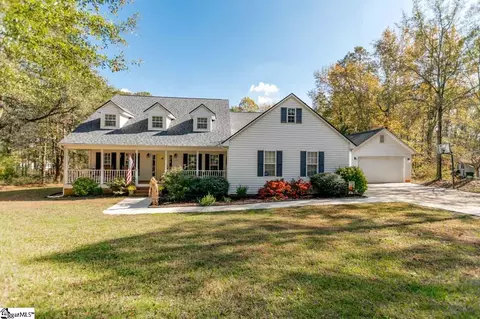 250 Shannon Lake Cir, Greenville, SC 29615
