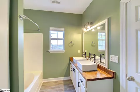 225 Worcester Ln, Easley, SC 29642 photo 19