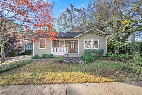 18 Oregon St, Greenville, SC 29605