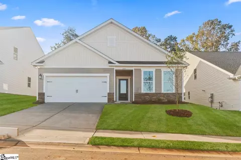 1207 Maridian St, Simpsonville, SC 29681