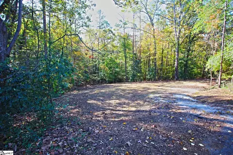 101 Hughes St, Seneca, SC 29672 photo 6