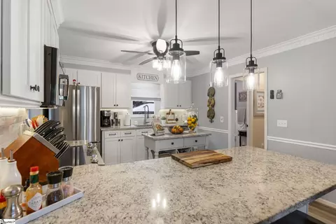 Kitchen - 1108 Devenger Rd, Greer, SC 29650 photo 1 of 4