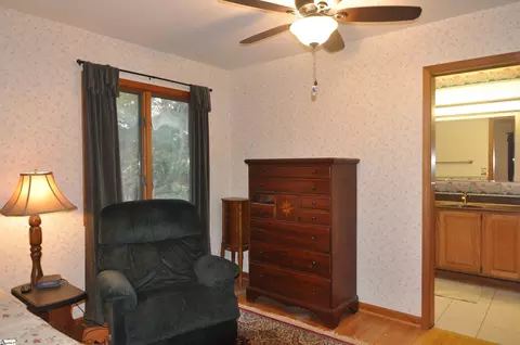 Bedroom - 451 Bill Holbert Rd, Tryon, NC 28782 photo 3 of 5
