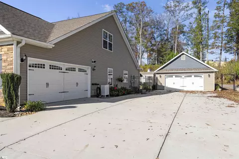 108 Avendell Dr, Easley, SC 29642 photo 38