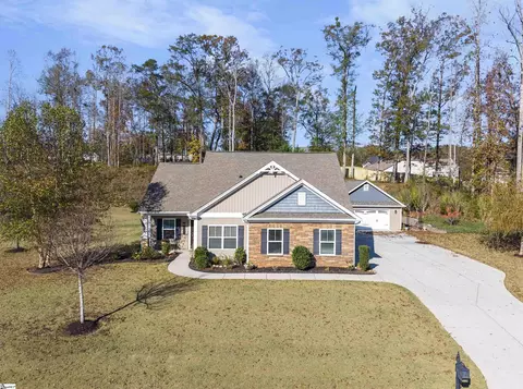108 Avendell Dr, Easley, SC 29642