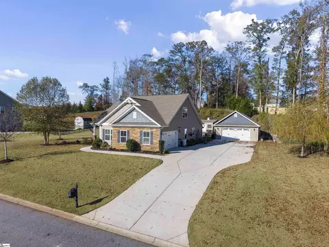 108 Avendell Dr, Easley, SC 29642 photo 2