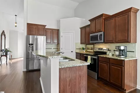 108 Avendell Dr, Easley, SC 29642 photo 11