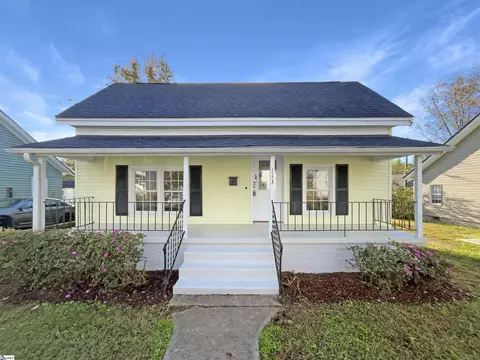 113 3rd St #33, Fountain Inn, SC 29644