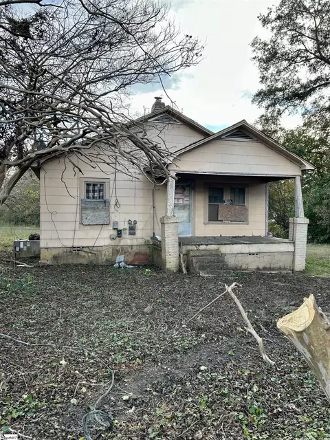 1510 Beech St, Gaffney, SC 29340