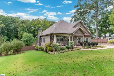 821 Chick Springs Rd, Greenville, SC 29609