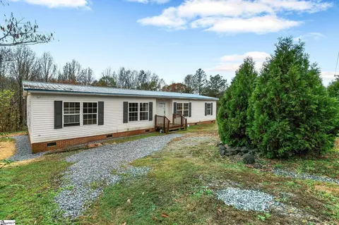 158 Camden Dr, Piedmont, SC 29673