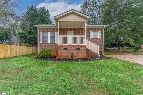 89 N Estate Dr, Greenville, SC 29605