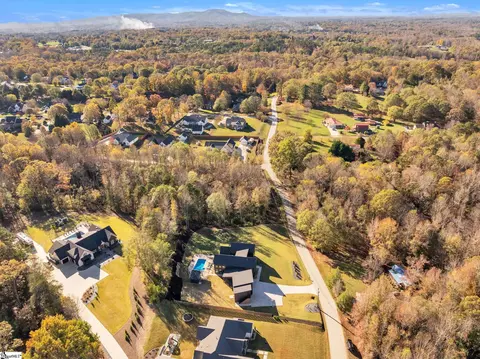 View/Area - 141 Beechwood Dr, Greer, SC 29651 photo 5 of 5
