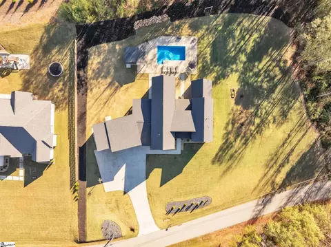 View/Area - 141 Beechwood Dr, Greer, SC 29651 photo 1 of 5