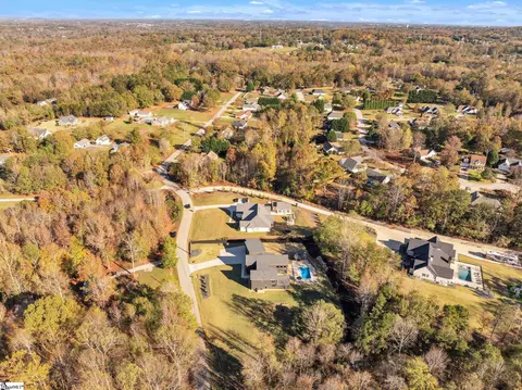 View/Area - 141 Beechwood Dr, Greer, SC 29651 photo 3 of 5