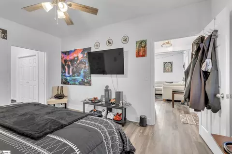 6 8th St, Greer, SC 29651 photo 5