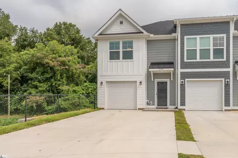 311 Lion Heart Ln, Greer, SC 29651
