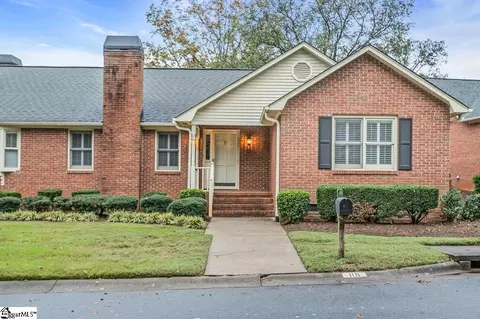 119 Fairoaks Dr, Greenville, SC 29615