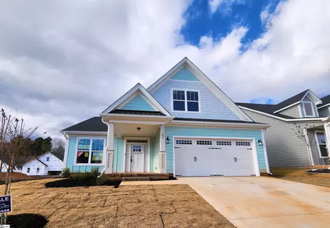 102 Currituck Dr, Greer, SC 29651