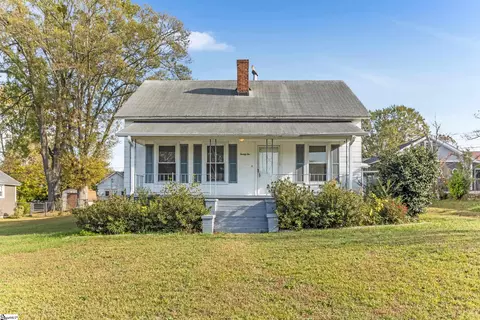 22 Blake St, Greenville, SC 29605