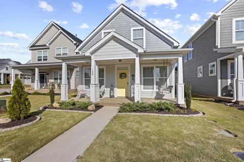 Exterior - 103 Townsend Ave, Greer, SC 29651 photo 2 of 7