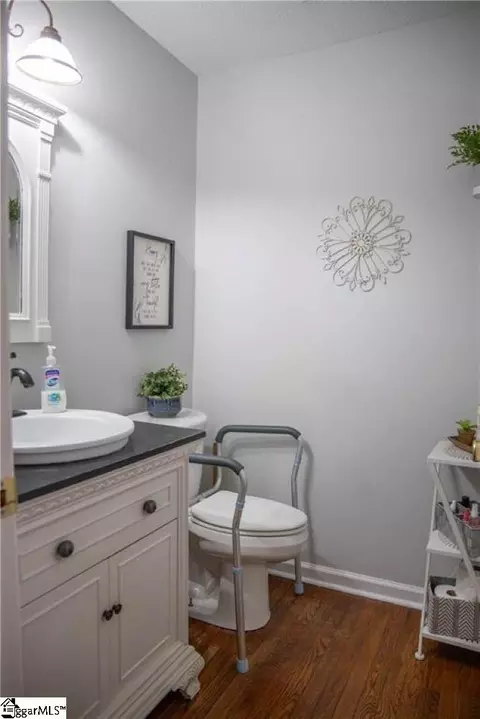 Bath - 498 Hendricks Rd, Easley, SC 29642 photo 1 of 4