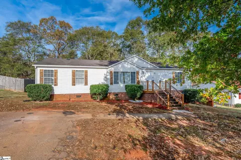 213 Creektop Ct, Greenville, SC 29605