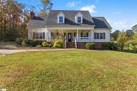 101 Thompson Rd, Taylors, SC 29687