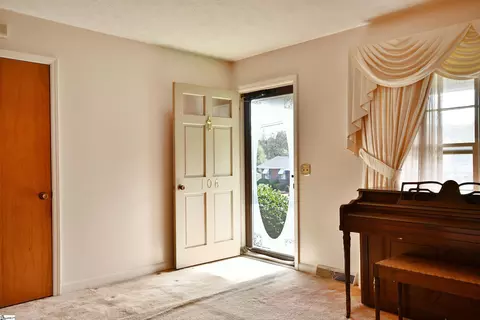 Entry Way - 106 Baker Ct, Easley, SC 29640 photo 1 of 2