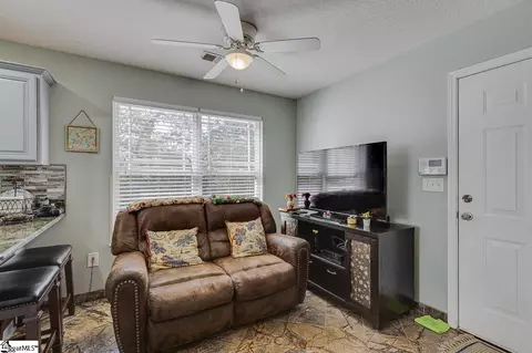 140 Colonial Dr, Greer, SC 29651 photo 16