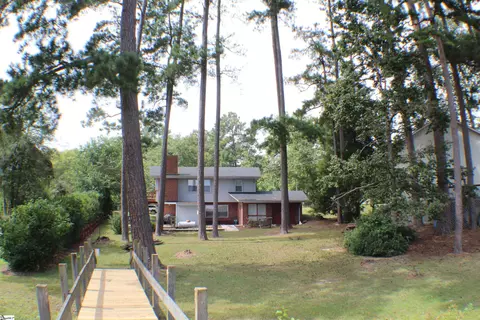 180 Atlas Dr, Leesville, SC 29070