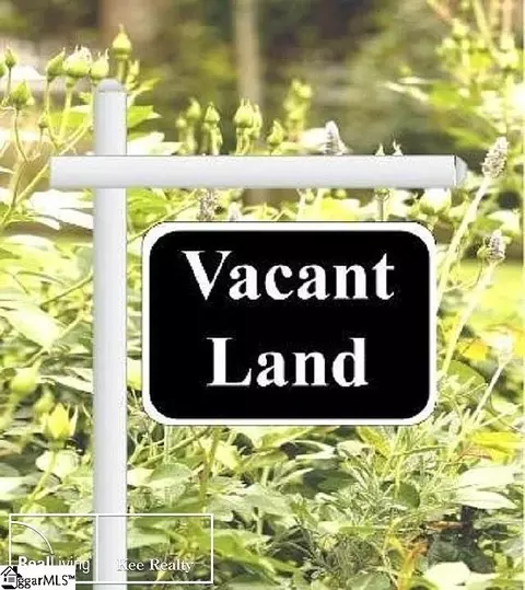 2160 Hampton Rd, Wellford, SC 29385