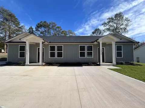 121 Stephenson Street Ext, Taylors, SC 29687